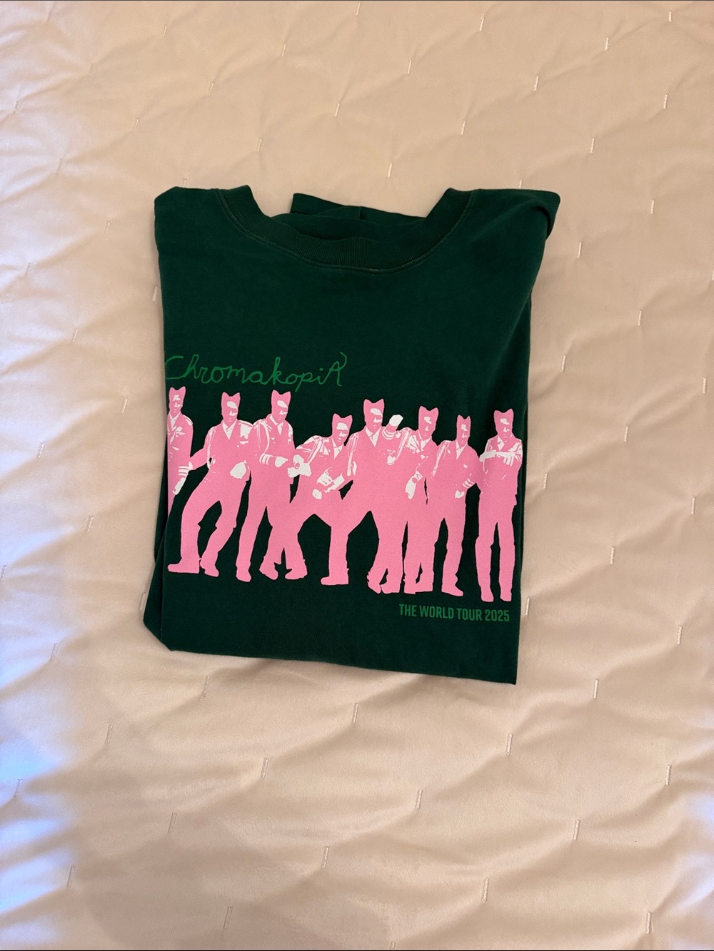 The World Tour 2025 Pink Graphic Tee - Dark Green